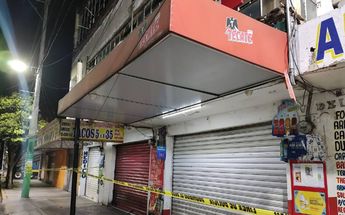 Hombre muere tras recibir varios disparos en una tienda en Iztapalapa / Juan Carlos Gutiérrez