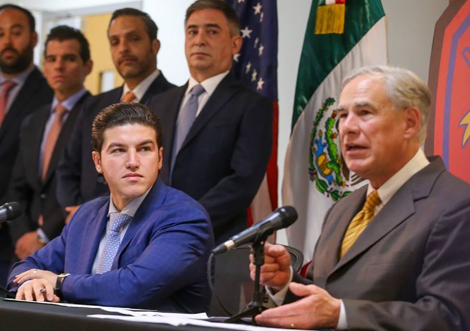 Greg Abbott y Samuel García firman acuerdo para suspender inspecciones de camiones en frontera de Texas con NL / Cortesía