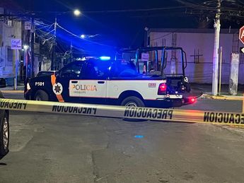 Elementos de la Policía de Guadalupe acordonaron la zona. | Mayte Villasana