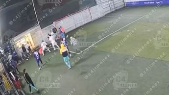 Saca pistola en partido de Iztapalapa y lo golpetean entre todos. C4 en Alerta, 09 de octubre 2026