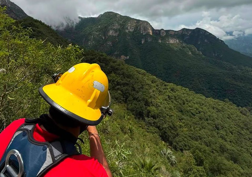 Las autoridades acudieron al Charco de la Media Luna, ante reportes de un accidente | Especial