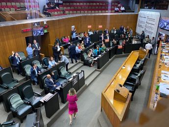 Sesión de lunes 23 de septiembre en Congreso de Nuevo León / Kevin Recio