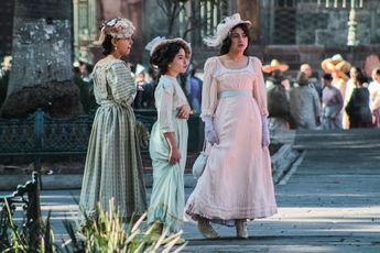 Las actrices de "Mal de Amores" han sido captadas con atuendo de la época de la colonia en Puebla / Agencia Es Imagen