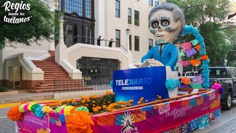 El año pasado se rindió homenaje al Arquitecto Héctor Benavides en el Desfile de las Calaveras en Monterrey. | Facebook: Festival de las Calaveras