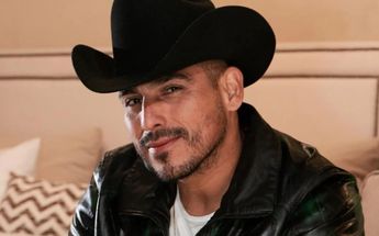 Espinoza Paz sospecha que trabajadora de limpieza robó su celular