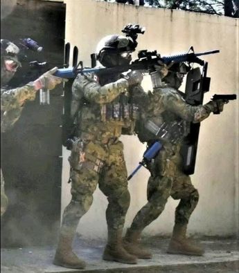 Elementos del Ejército Mexicano cerraron los accesos del ejido Sandoval en Matamoros, Tamaulipas | Especial