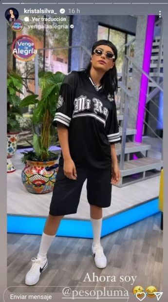 Kristal Silva imita el estilo de Peso Pluma