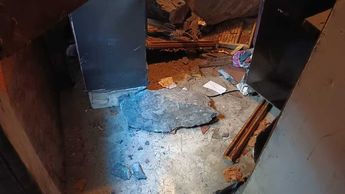 El desprendimiento de rocas provocó daños en el patrimonio de las familias. | Fabricio Gallegos