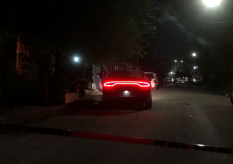 Hombre es atacado a balazos en calles de Guadalupe. / Vianca Treviño