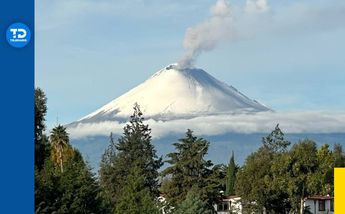 El volcán Popocatépetl regala hermosas postales./ (@UDELAP)