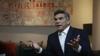 Alito' Moreno es retenido en el AICM por supuesta alerta migratoria; "sigue la persecución política", dice