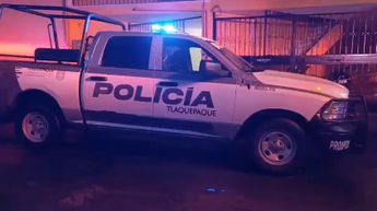 El joven fue detenido en el sitio por la Policía de Tlaquepaque mientras se determina su situación legal | Javier León