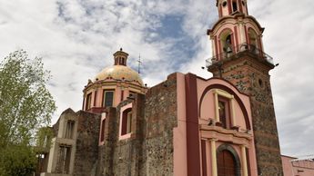 Aunque la creencia popular dicta que Cholula alberga 365 iglesias, el registro oficial contabiliza 283 parroquias | Es Imagen