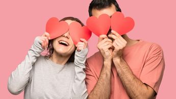 El 40 por ciento de los empleados que mantienen relaciones sentimentales con compañeros
