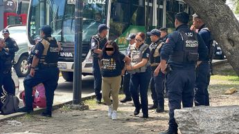 Solo dos de las cuatro carteristas fueron detenidas en el sitio / Especial