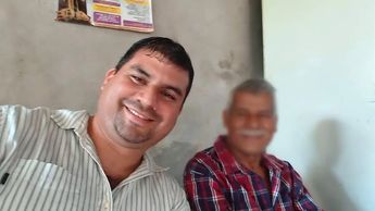Víctor Manuel Amado de León, fue excandidato por el Partido Encuentro Solidario (PES).