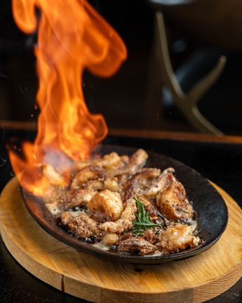 Mochomos ofrece platillos de cocina sonorense. | Especial