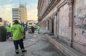 Los trabajos se concentran principalmente en Plaza de Armas, Plaza Nueva Tlaxcala y Plaza Manuel Acuña.| Kevin Carranza