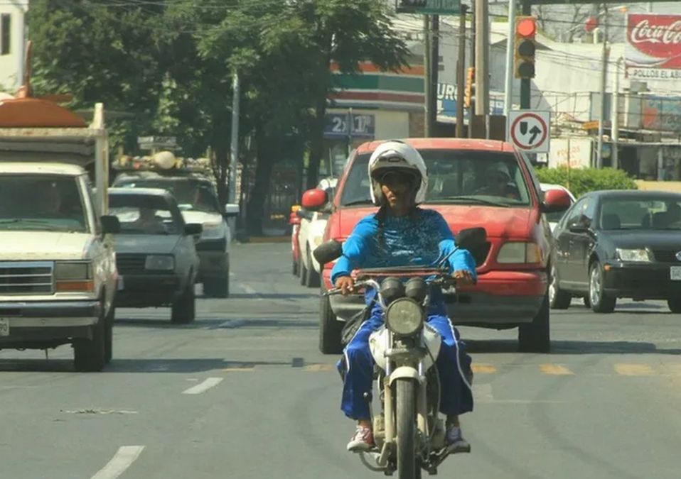 Tras la pandemia se disparó el uso de motocicletas en Nuevo León. | Raúl Palacios