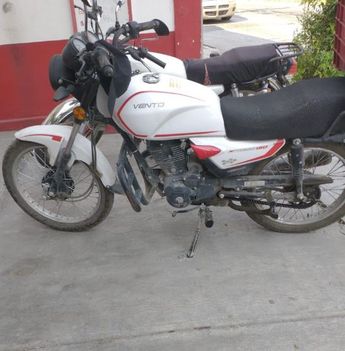 Motocicleta robada en Juárez, Nuevo León. | Cortesía