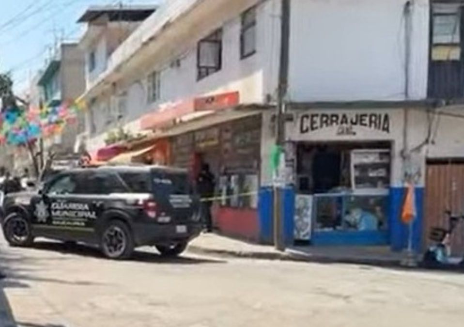Padre e hijo fueron atacados a balazos en calles de la colonia El Molinito. | Carlos Zaid