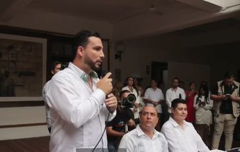Luis Munguía rinde protesta como presidente municipal de Puerto Vallarta