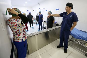 Han muerto ocho ciudadanos del país vecino en su intento por obtener belleza. | Ariel Ojeda