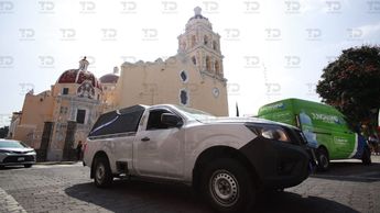 Lupita y Armando recorrieron por última vez las calles de #Atlixco a bordo de una carroza / Andrés Lobato