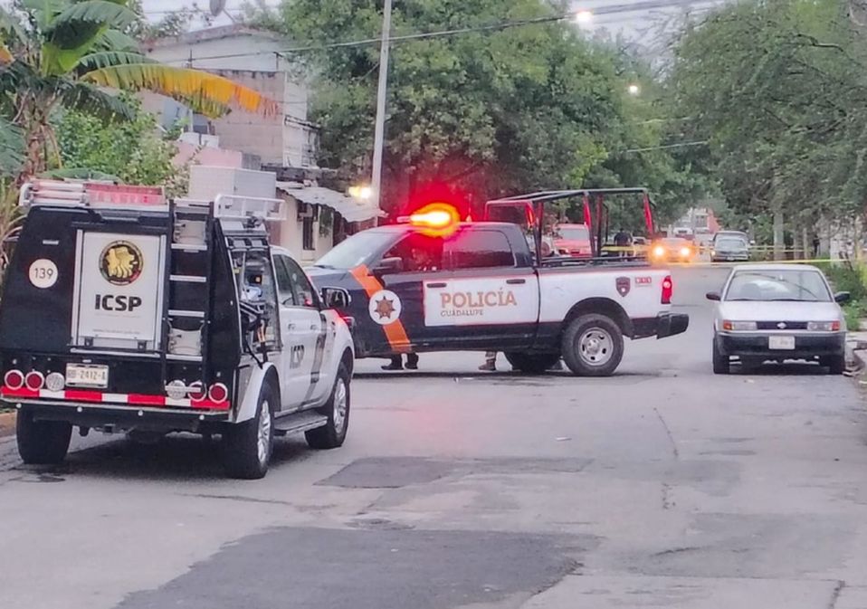 El joven asesinado no fue identificado, y se calculó su edad entre los 25 y 30 años. | Agustín Martínez