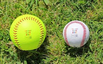 La pelota de beisbol y softbol tienen sus diferencias
