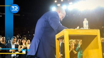 Alfaro agradece a su familia al borde de las lágrimas/ Especial