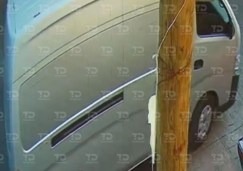 El tercer vehículo usado en el asesinato de los funcionarios se suma a una camioneta Nissan Kicks azul y una motocicleta negra | Carlos Vega