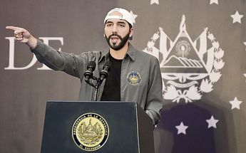 Él es Nayib Bukele, el presidente millennial que ahora tiene el poder absoluto en El Salvador