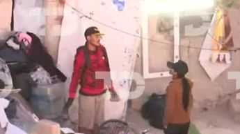 ¡Otro ataque! Reportero y camarógrafo fueron agredidos a pedradas en plena transmisión en vivo de Telediario Matutino | VIDEO