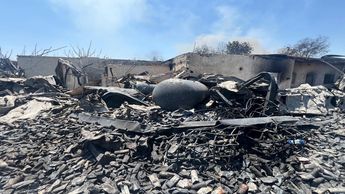 Escombros tras el incendio en Álamo Industrial / Protección Civil Jalisco
