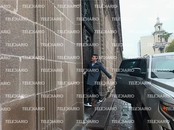 Samuel García llega a Palacio de Gobierno / Erik Solheim