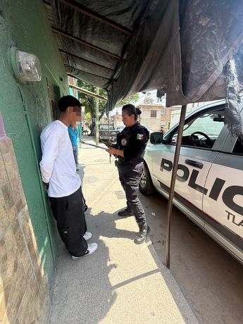 Policías de Tlaquepaque ponen a salvo a adolescente reportado como desaparecido | policía de Tlaquepaque