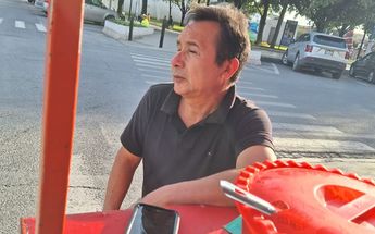 Benito puesto de tostadas en San Nicolás | Especial