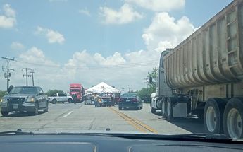 Bloqueo carretera Monterrey-Reynosa | Facebook