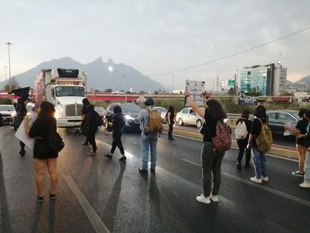 Manifestación por alza de feminicidios en NL / Miranda Arias