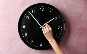 El cambio de horario en ciudades fronterizas comenzará el 9 de marzo. | Archivo