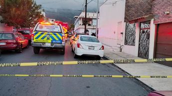 El incendio provocó una movilización de rescatistas en San Pedro Garza García. | Agustín Martínez