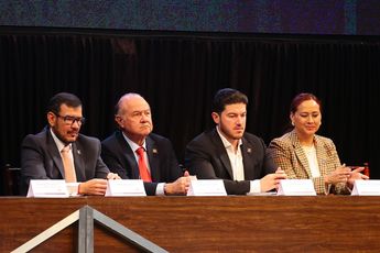Samuel García estuvo en la asamblea del Sindicato Único de Servidores Públicos de Nuevo León. | Jorge López
