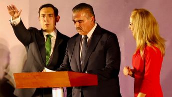 Cesar Garza Arredondo toma protesta como alcalde en Apodaca.| Roberto Alanis
