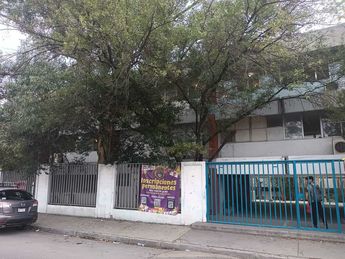 La amenaza no frenó las clases este jueves en el plantel educativo. | Erik Solheim Rocha