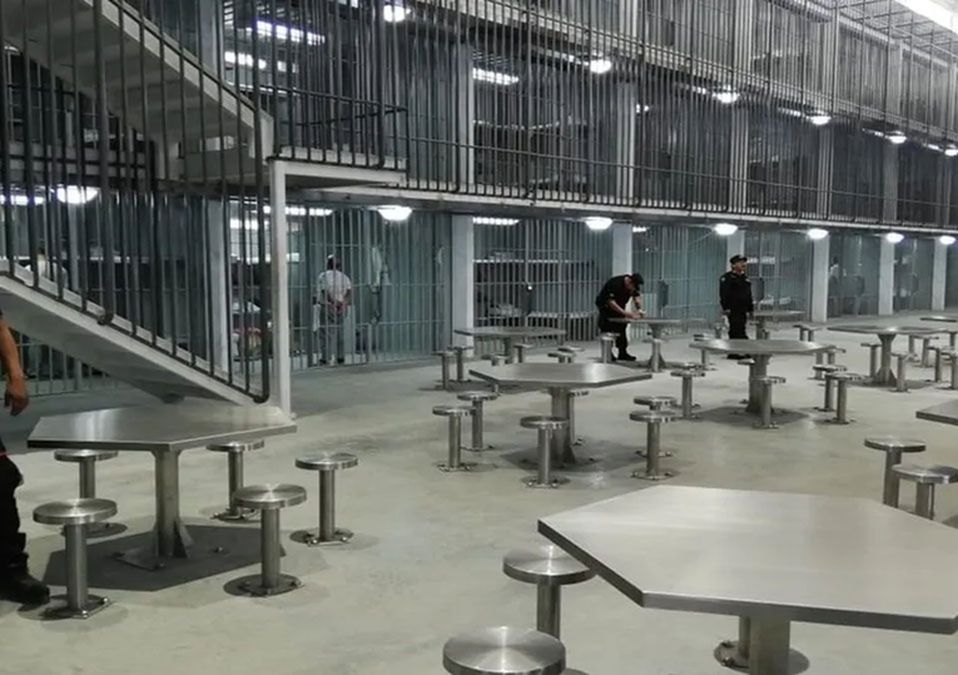 Secretario de Seguridad de NL busca liberar penales con reforma al Código Penal