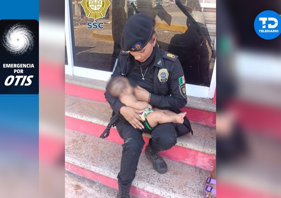 La mujer policía, identificada como Arizbeth Ambrosio, accedió a amamantar al bebé / X: @SSC_CDMX.