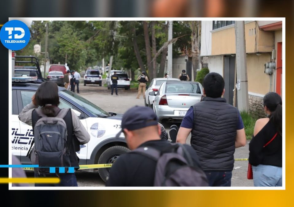 Los cuerpos de la familia fueron trasladados al Semefo/ Miguel Iván Carmona.