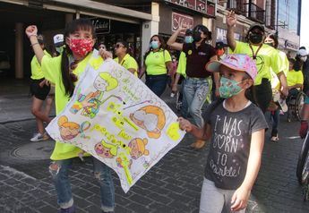 Niños acompañaron la caminata para apoyar a las personas con discapacidad y poner el ejemplo / Melanie Torres