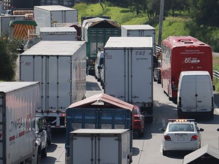 La Autopista México-Puebla es una de las vías más concurridas al ser la conexión entre varios estados / Agencia Es Imagen